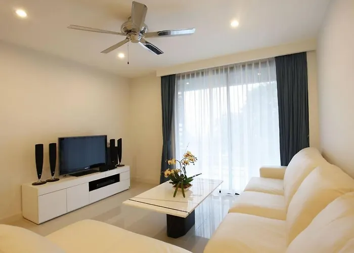 Sea View Apartment In Phuket